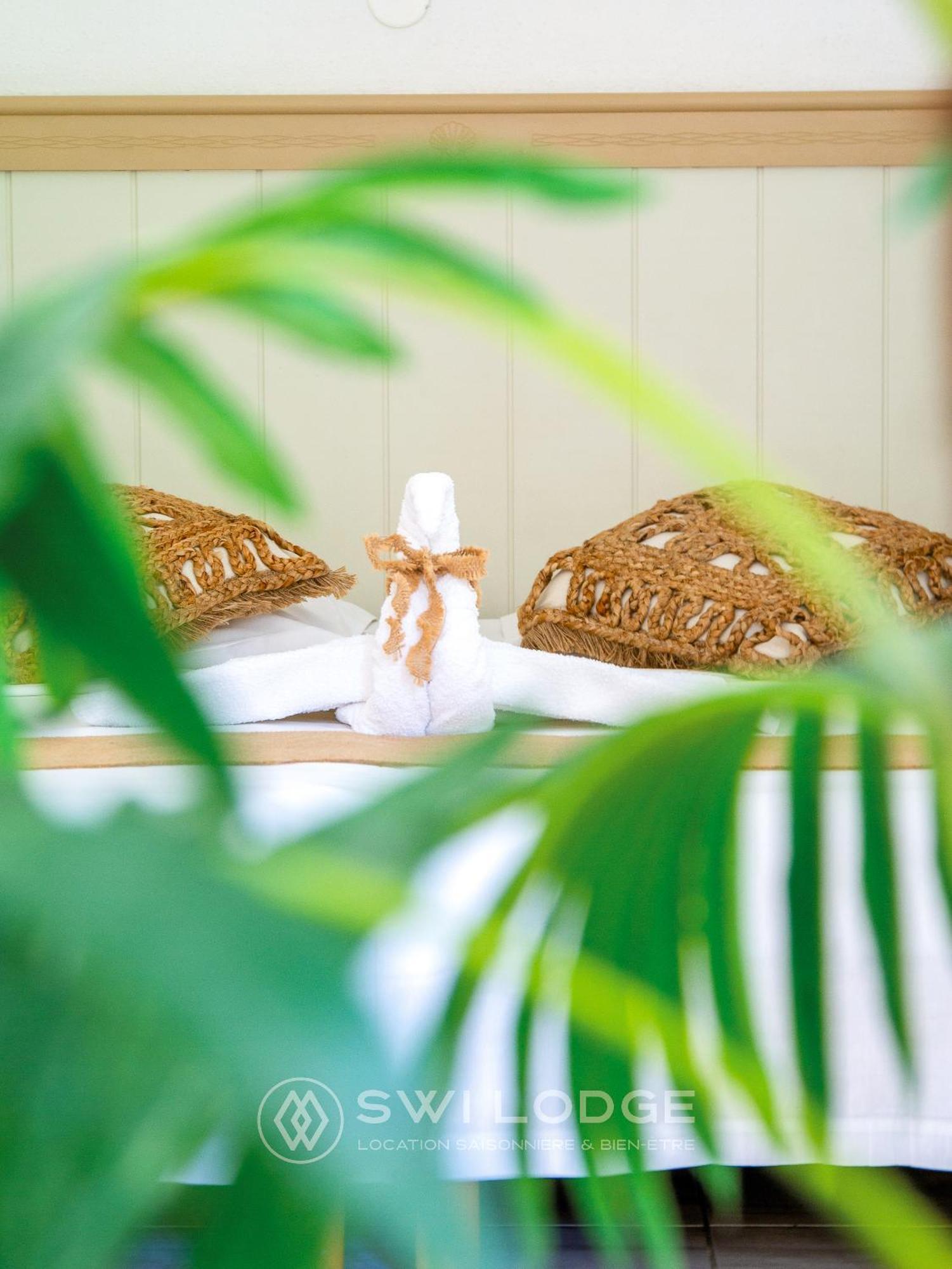 Appartement SWI LODGE VUE SUR MER Le Moule Exterior foto