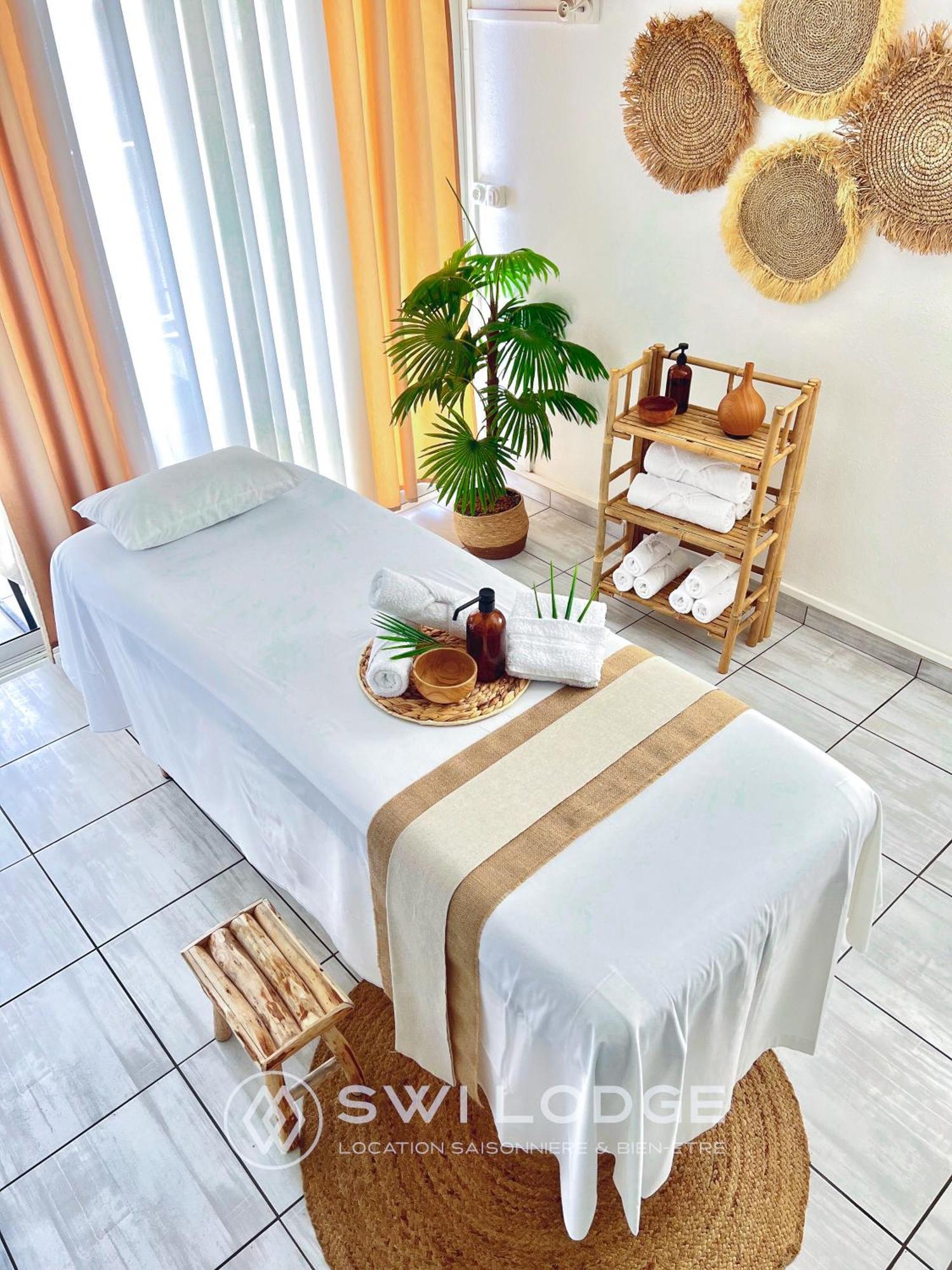 Appartement SWI LODGE VUE SUR MER Le Moule Exterior foto